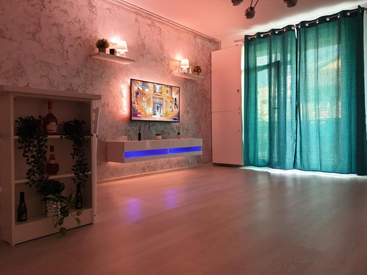 Delux Studio Mamaia Nord Năvodari Buitenkant foto